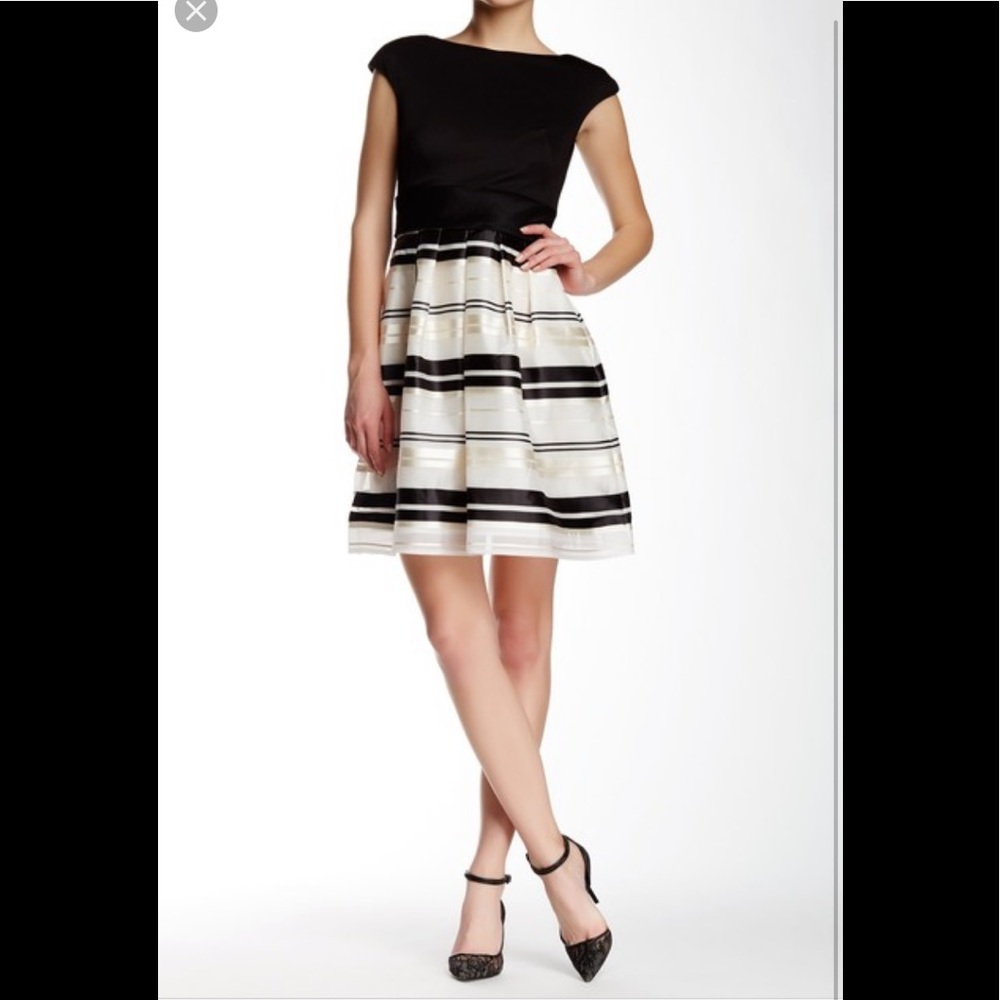 Taylor dress size 14 Black/Cream